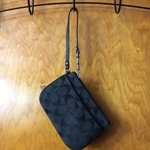 Coach wristlet - classic & loved!